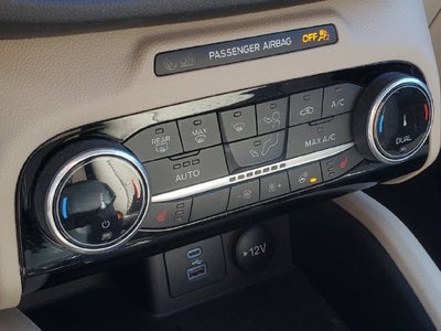 2022 Ford Escape Hybrid SE