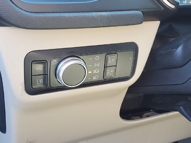 2022 Ford Escape Hybrid SE