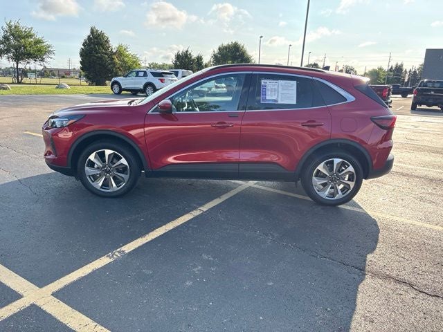 2025 Ford Escape Platinum