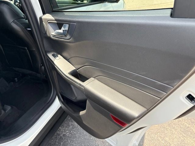2024 Ford Escape ST-Line Select