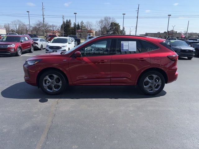 2023 Ford Escape Hybrid ST-Line Select