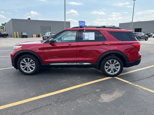 2023 Ford Explorer XLT