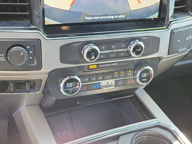 2022 Ford F-350SD Lariat