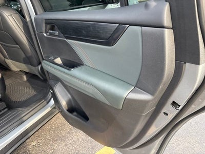 2024 GMC Acadia AT4