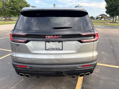 2024 GMC Acadia AT4