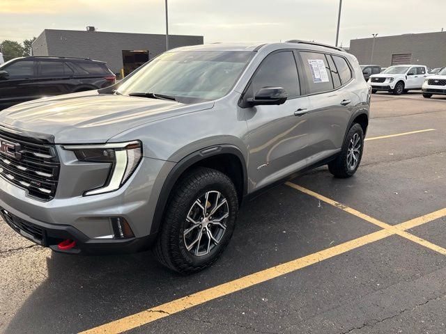 2024 GMC Acadia AT4