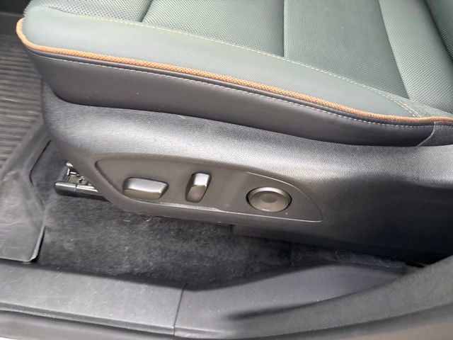 2024 GMC Acadia AT4