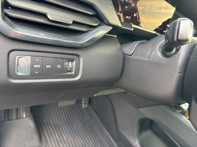 2024 GMC Acadia AT4