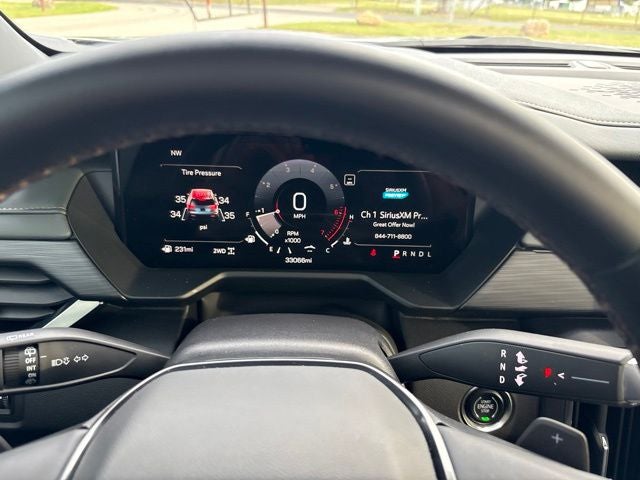 2024 GMC Acadia AT4