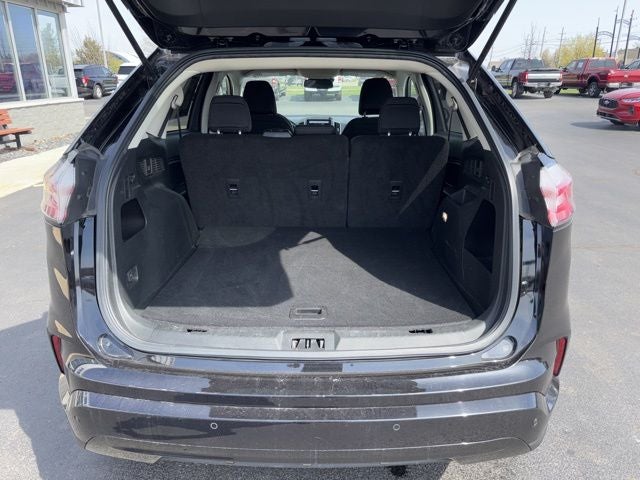 2023 Ford Edge SE