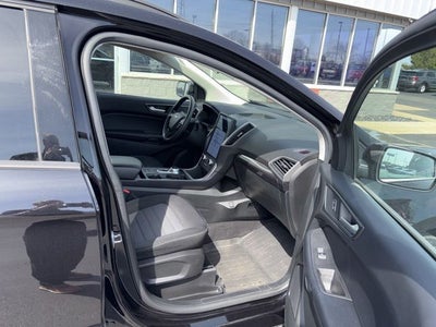 2023 Ford Edge SE