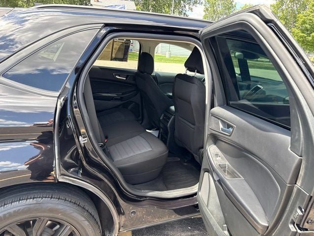2023 Ford Edge SE